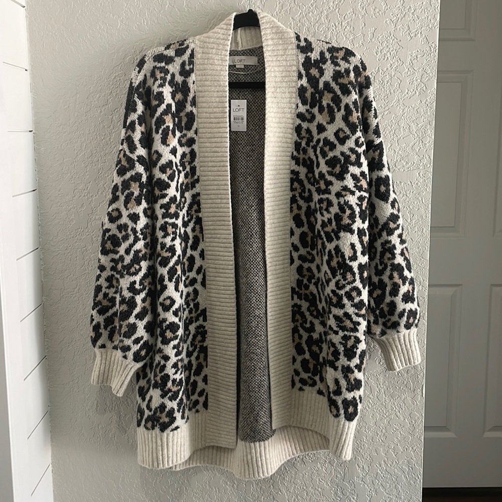 NWT loft leopard open cardigan balloon sleeve